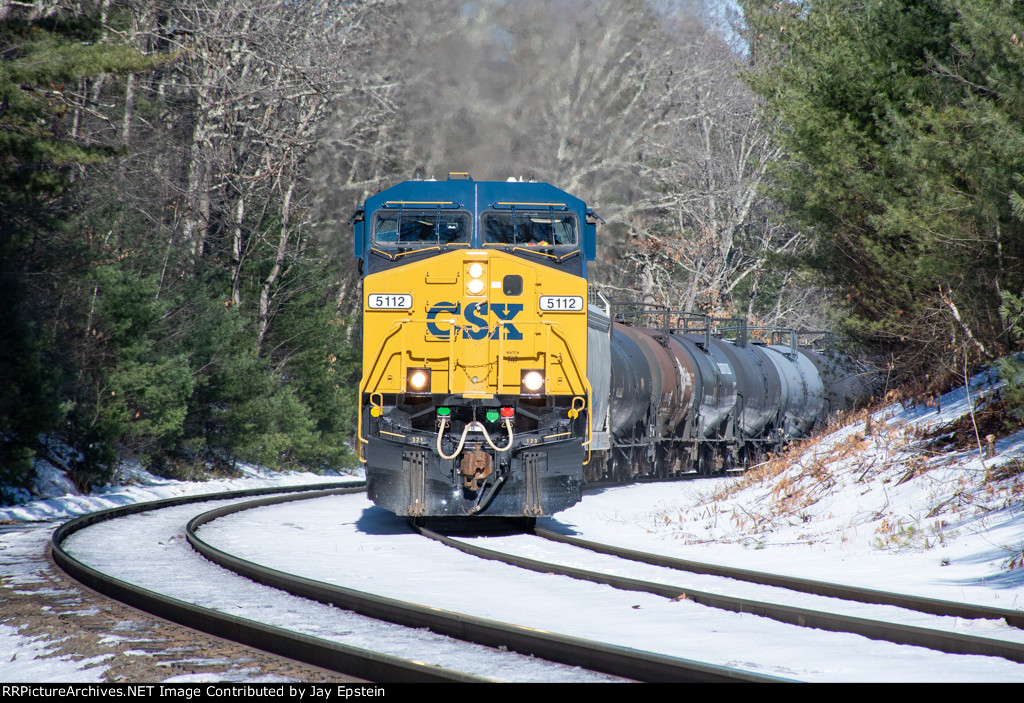 Q436 (Selkirk, NY to Worcester/ Framingham, MA) slowly rounds the bend at CP-60